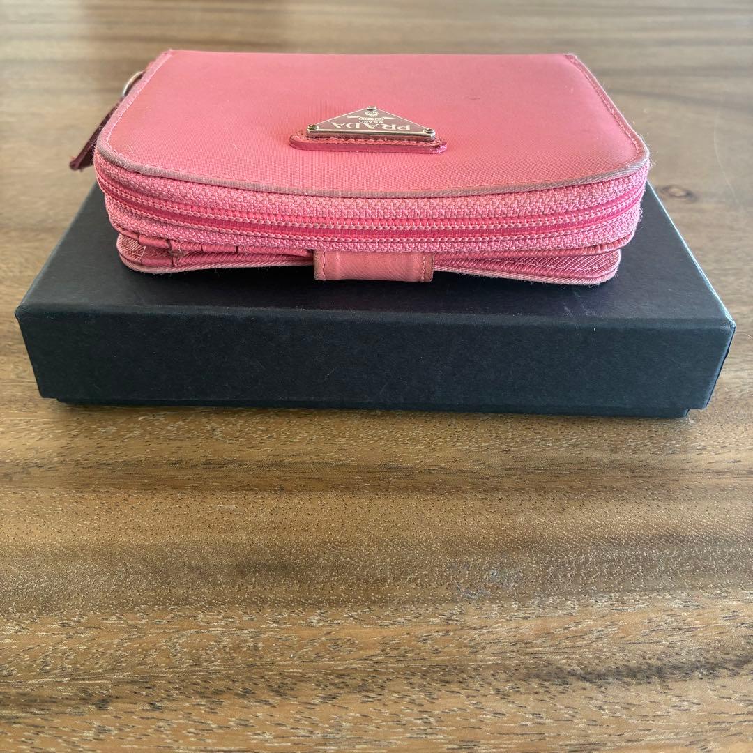 PRADA 二つ折財布　サフィアーノレザー　プラダ