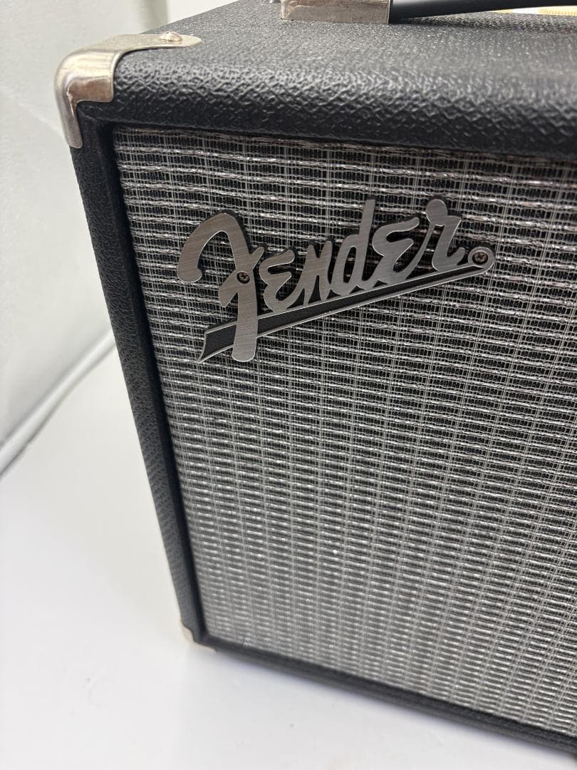 Fender Rumble 15 ベースアンプ 動作確認済み 自宅練習用 中古