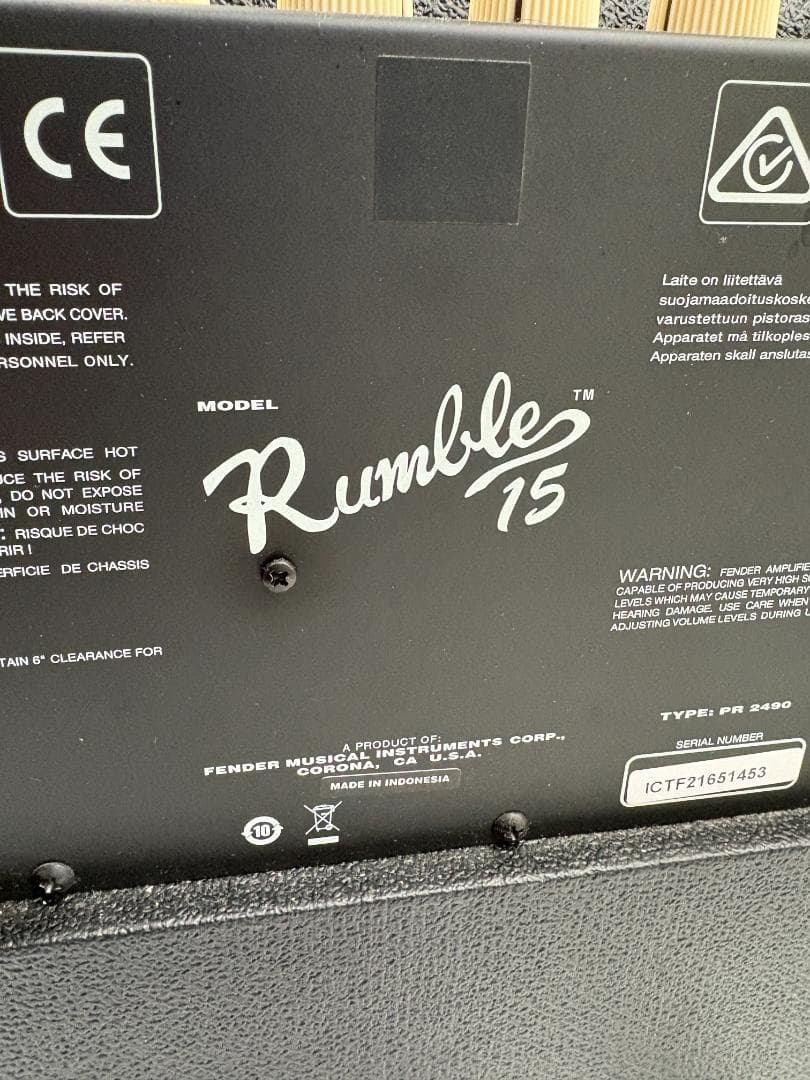 Fender Rumble 15 ベースアンプ 動作確認済み 自宅練習用 中古