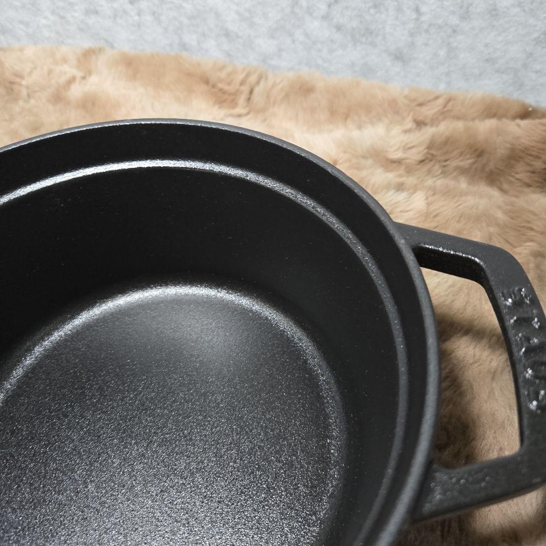 staub ストウブ ピコ ココット ラウンド ブラック 20cm 2.2L