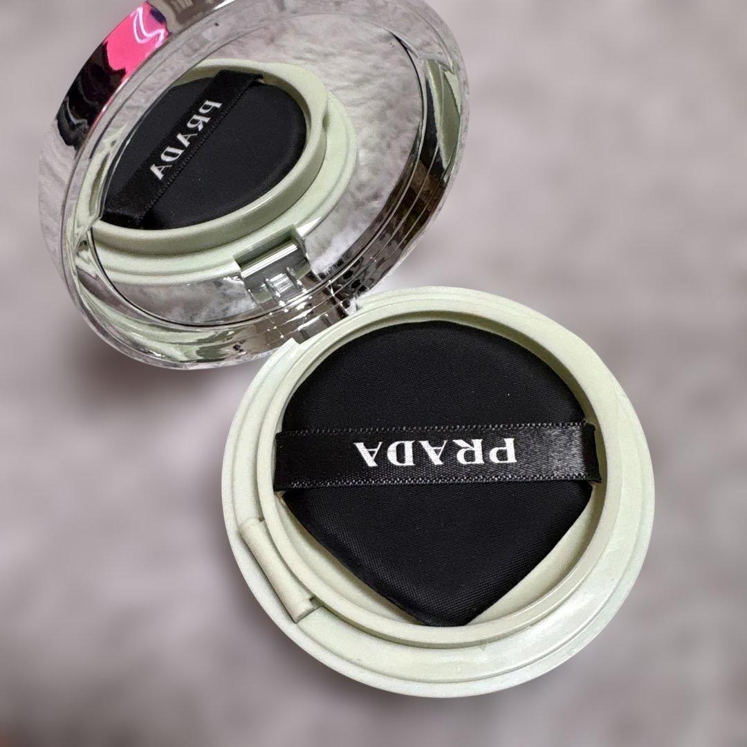 PRADA クッションファンデーション