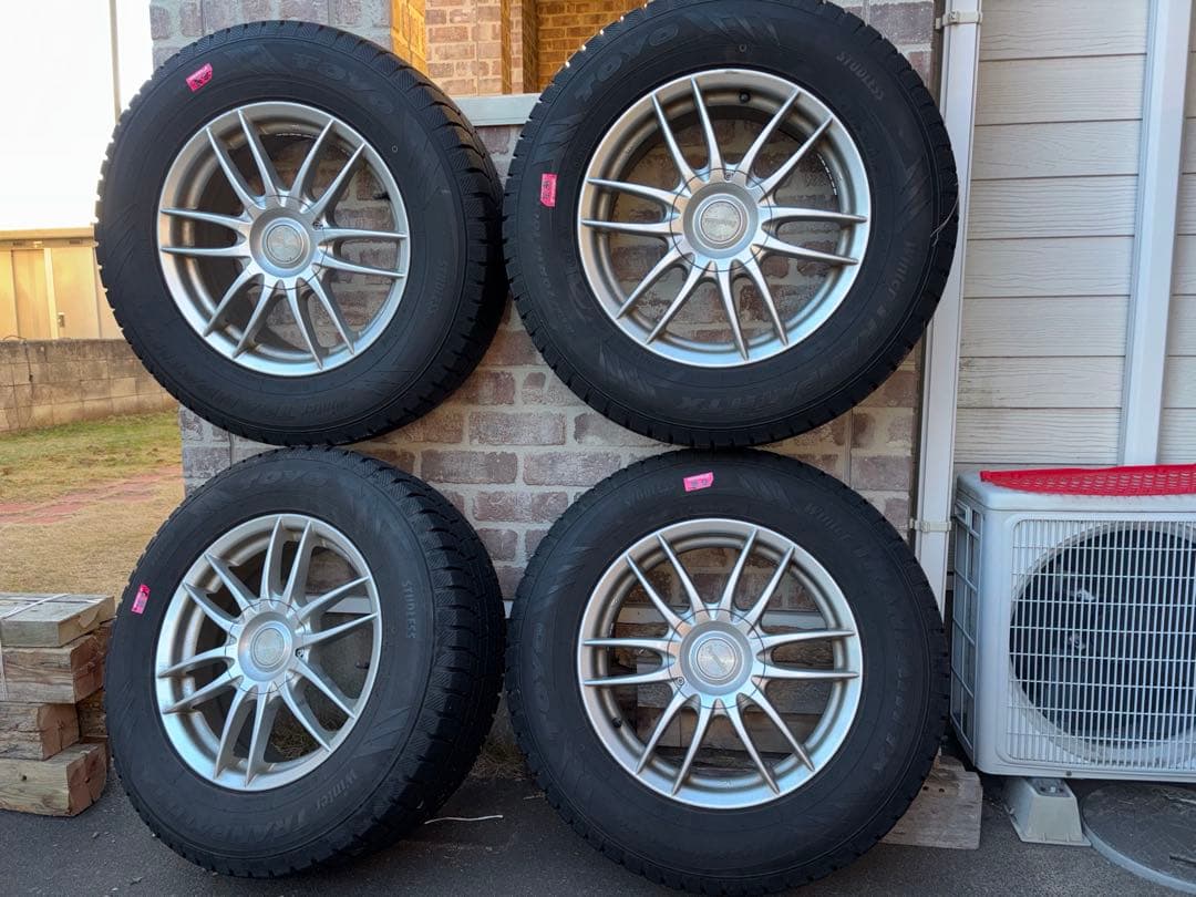 TRANPATH TX スタッドレスタイヤ 215/70R16 4本セット