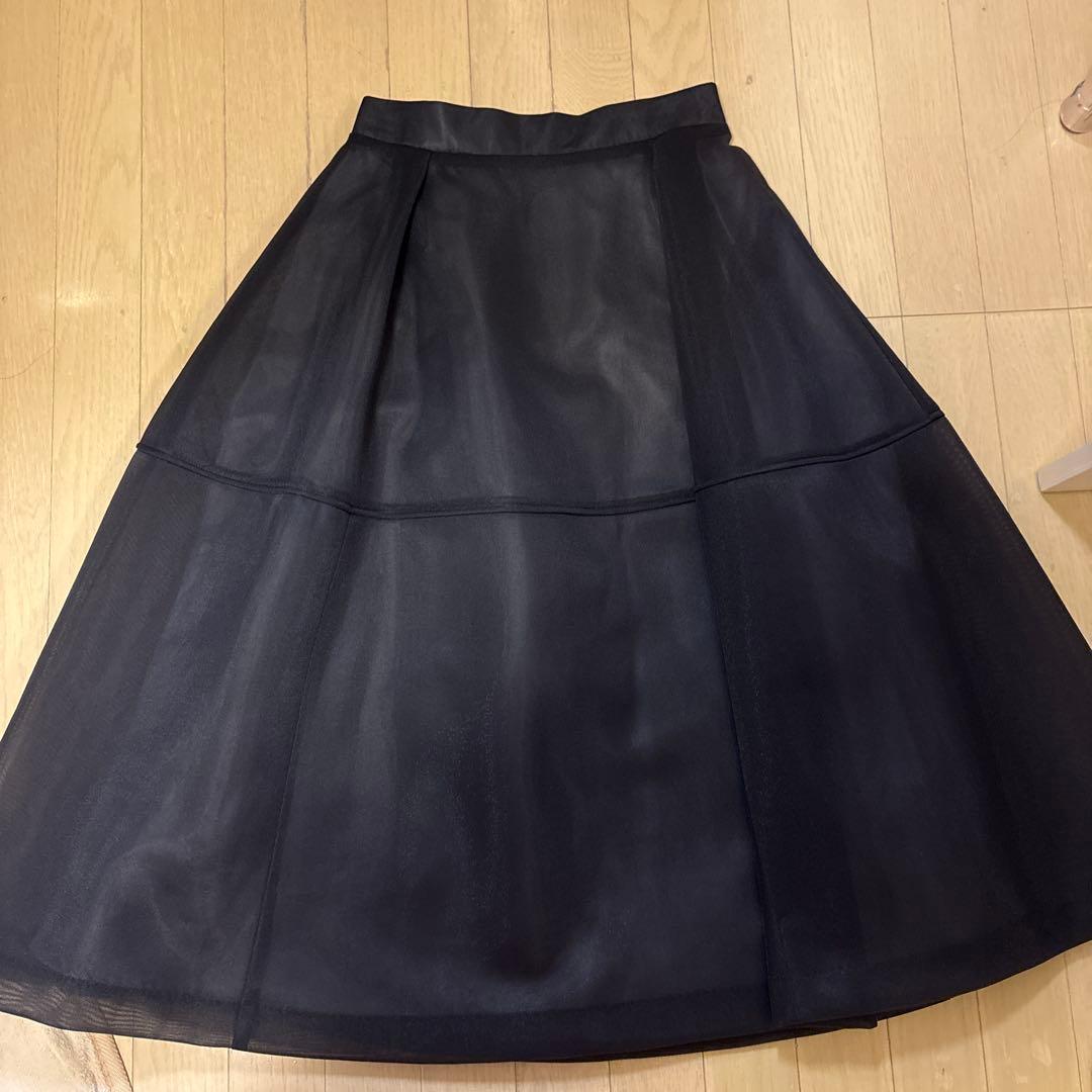 【美品】jusglittyシアーフォルムスカート　M チャコールグレー