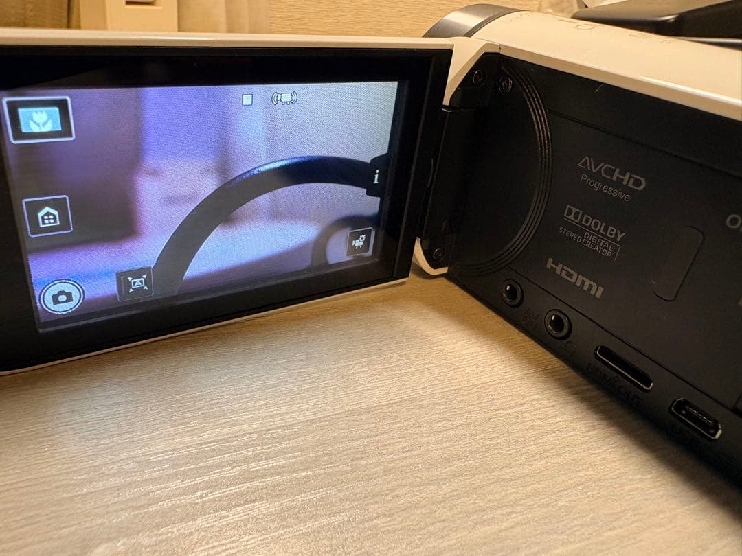 Canon iVIS HF R700 本体　おまけ一脚サービス