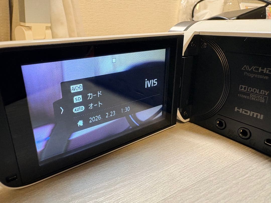 Canon iVIS HF R700 本体　おまけ一脚サービス
