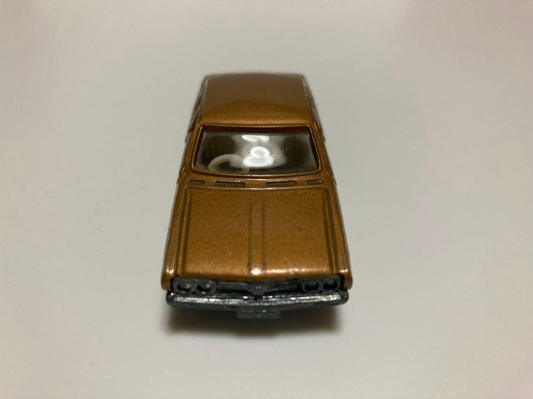 トミカ　No.33 香港製　ニッサン　セドリック