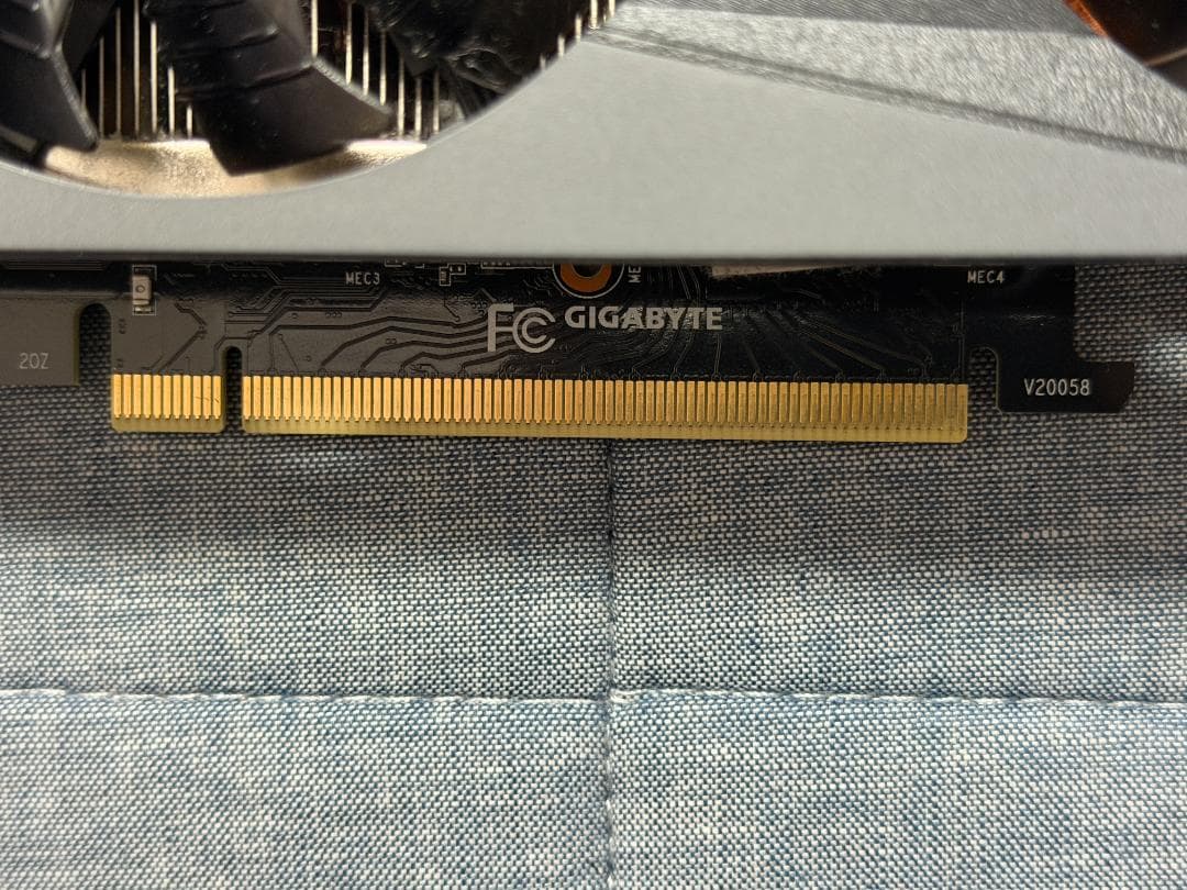 グラフィックボード・グラボ・ビデオカード RTX3090 24GB GIGABYTE