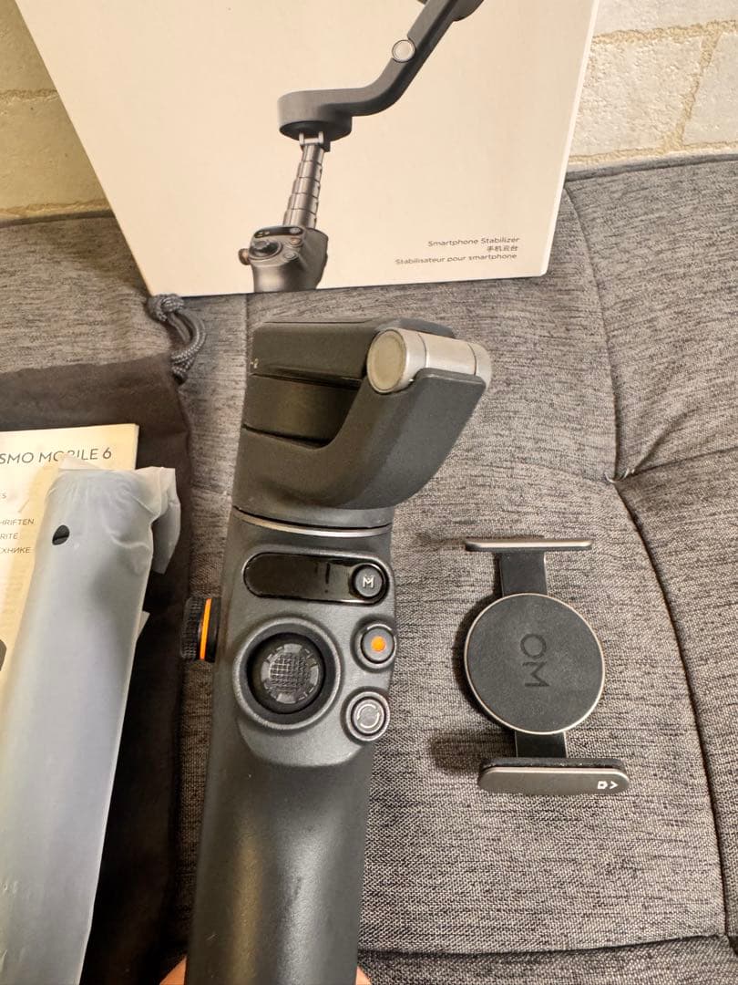 DJI Osmo Mobile 6 スタビライザー