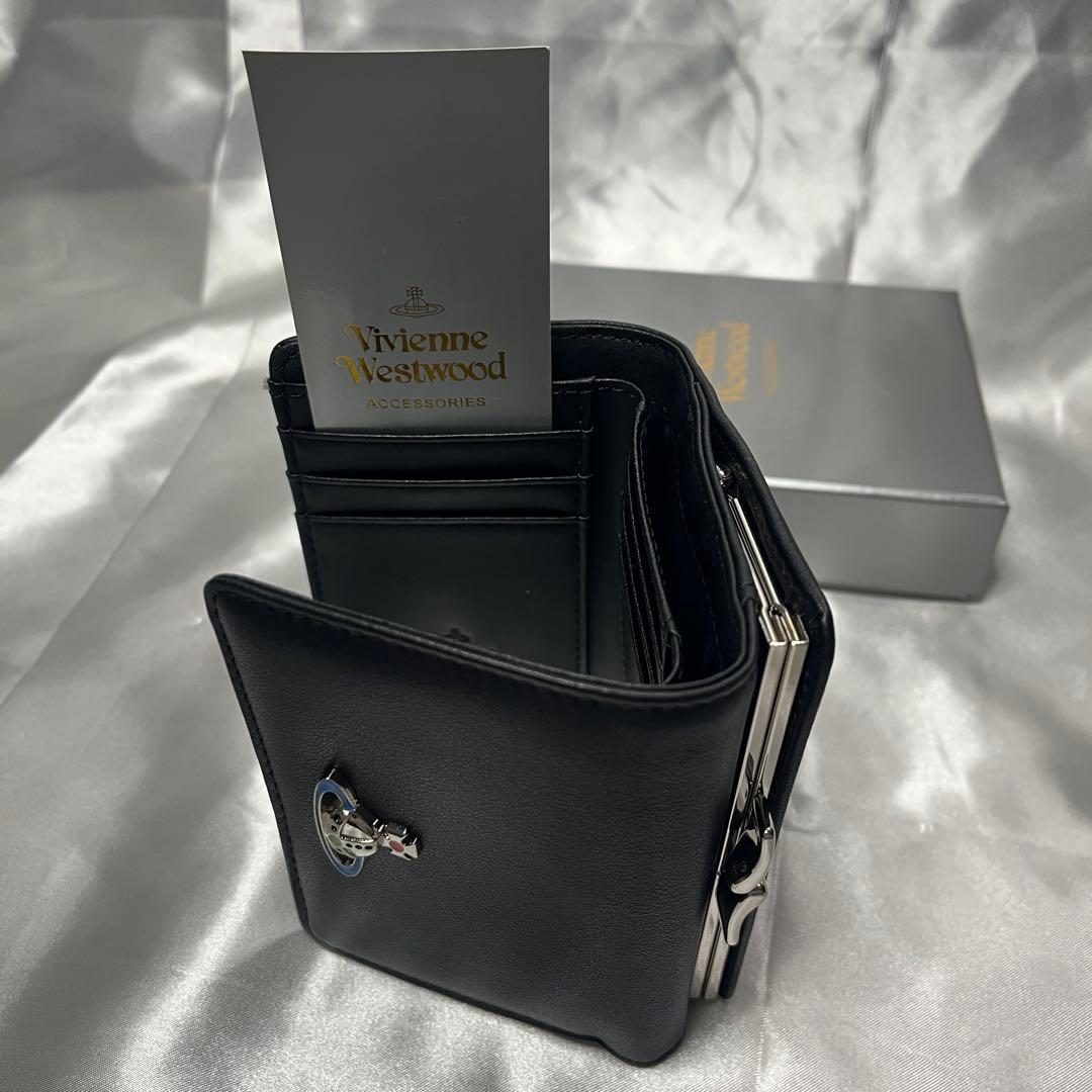 新品VivienneWestwood黒 ブラック 銀色オーブ 三つ折り財布 人気