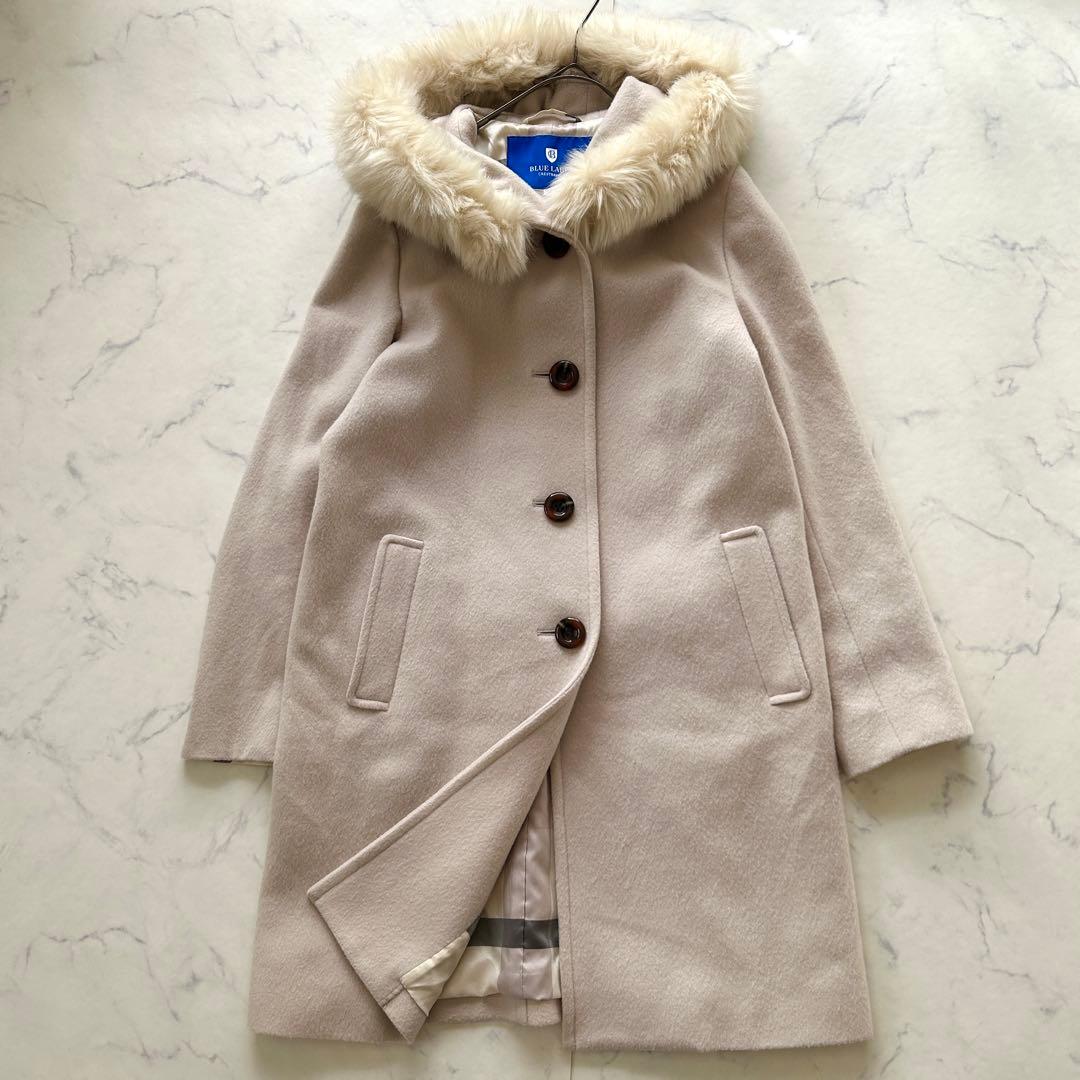 ブルーレーベルクレストブリッジ ファー付きロングコート フード ベージュ