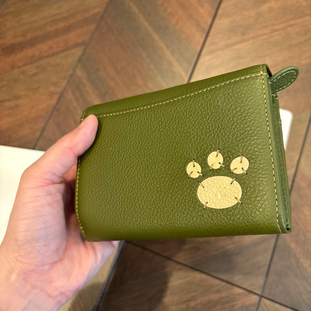 未使用　キタムラ　二つ折り財布　犬　モスグリーン