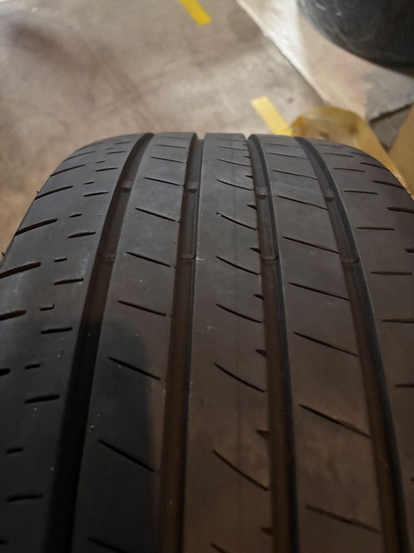 ブリヂストンサマータイヤTURANZAT005A 235/45R18 4本セット
