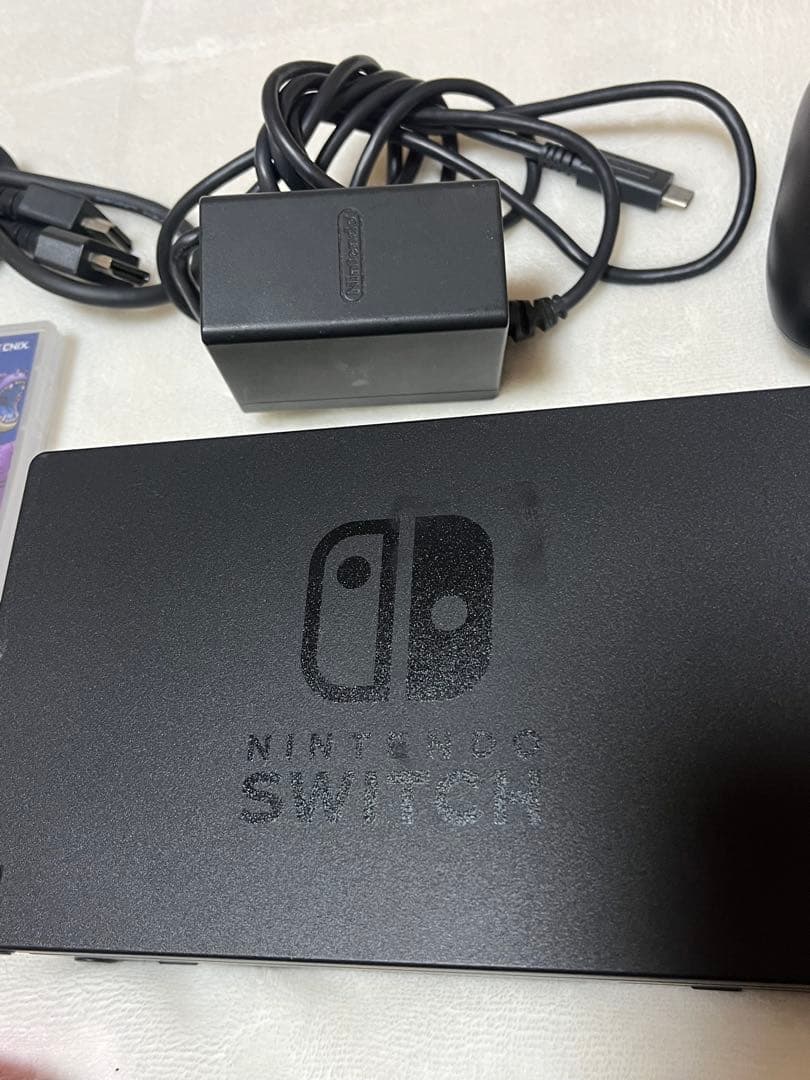 Nintendo Switch 本体セット 本体ケースやソフト付属