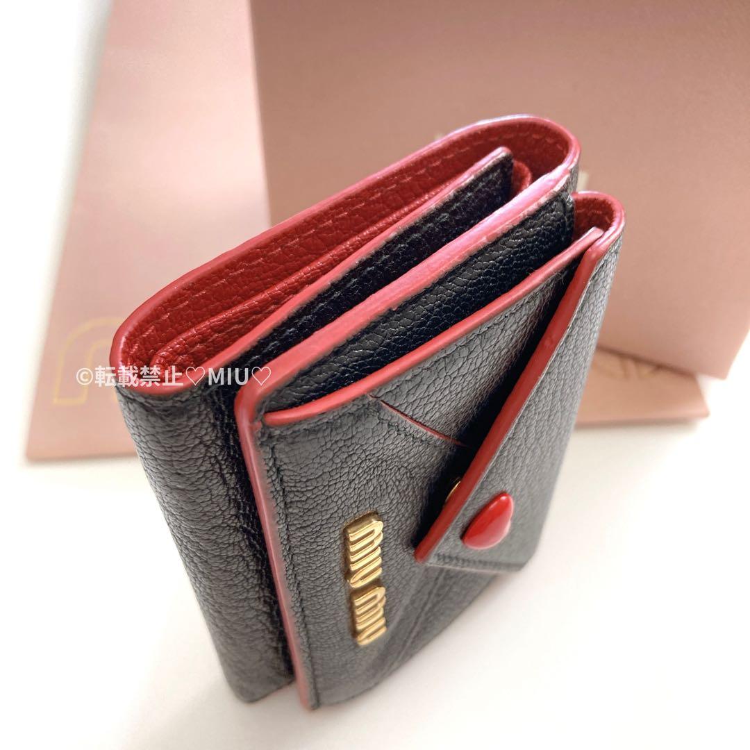 み*様 【美品】miumiu マドラス ラブ ラブレター 三つ折り 財布 ハート