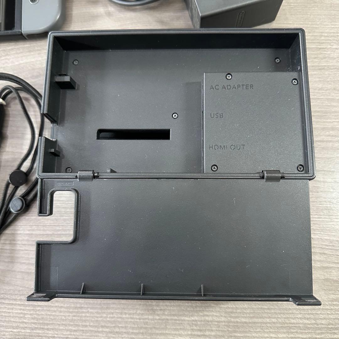【画面美品】Nintendo Switch グレー 動作確認済 付属品完備