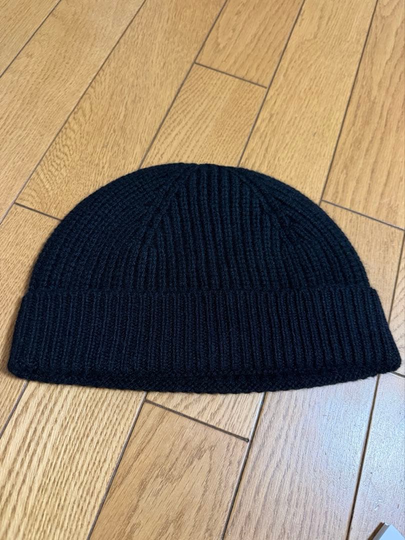 CELINE 黒　ニット帽