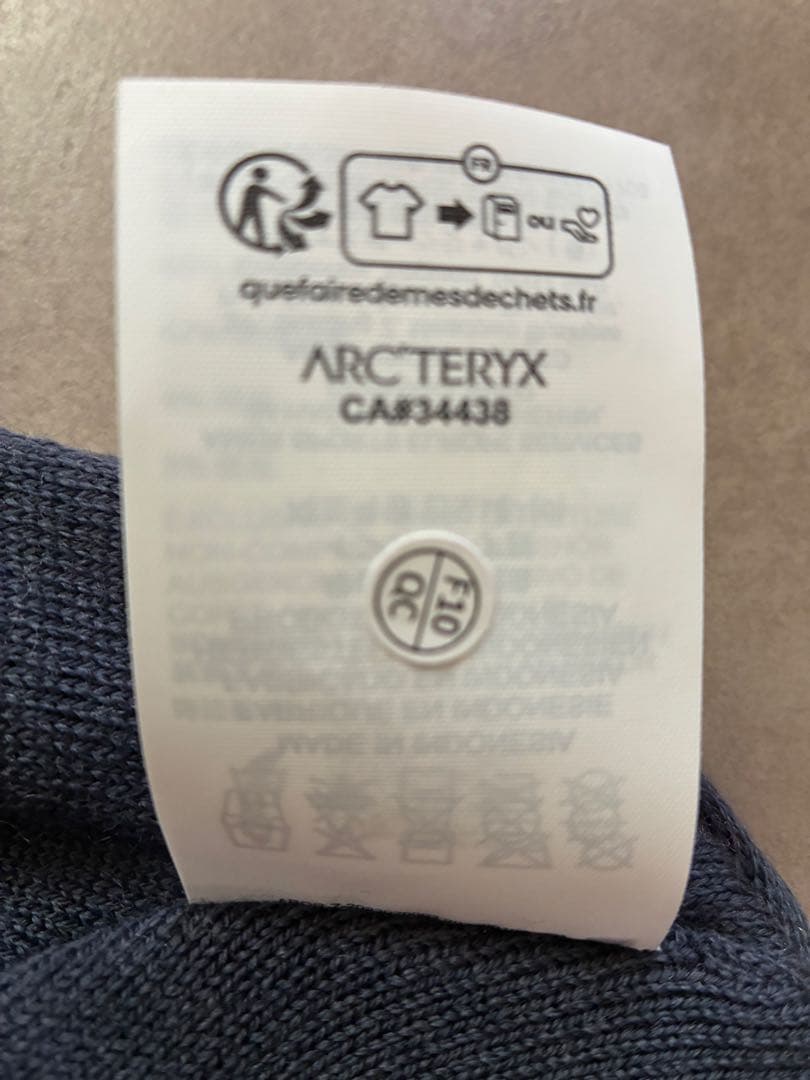 ARC'TERYX ダークグレー ニット帽