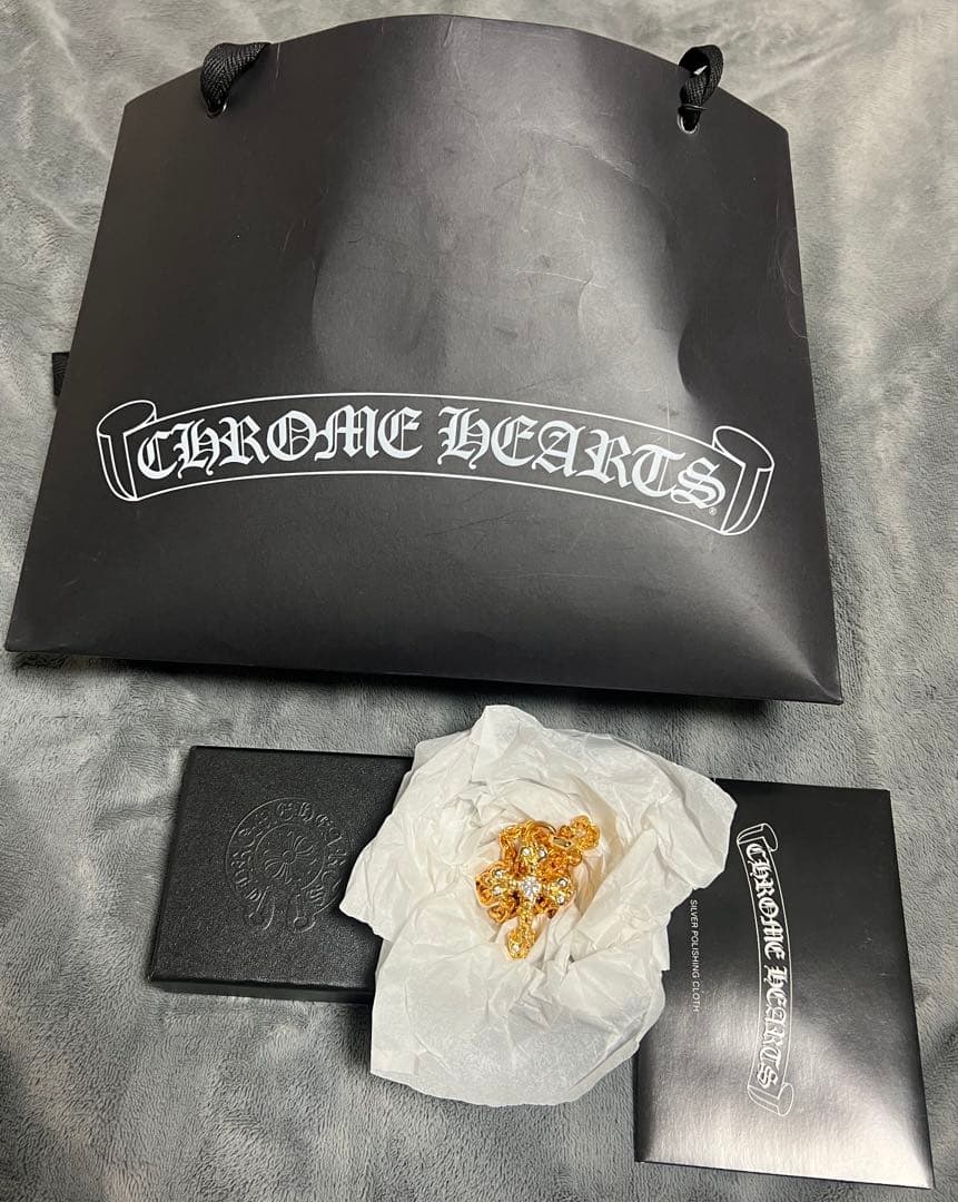 クロムハーツ　フィリグリークロス（22kコーティング）　ペーパーチェーン