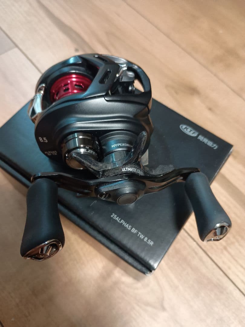 ダイワ　25アルファスBF TW 8.5R　ハンドルノブベアリング化