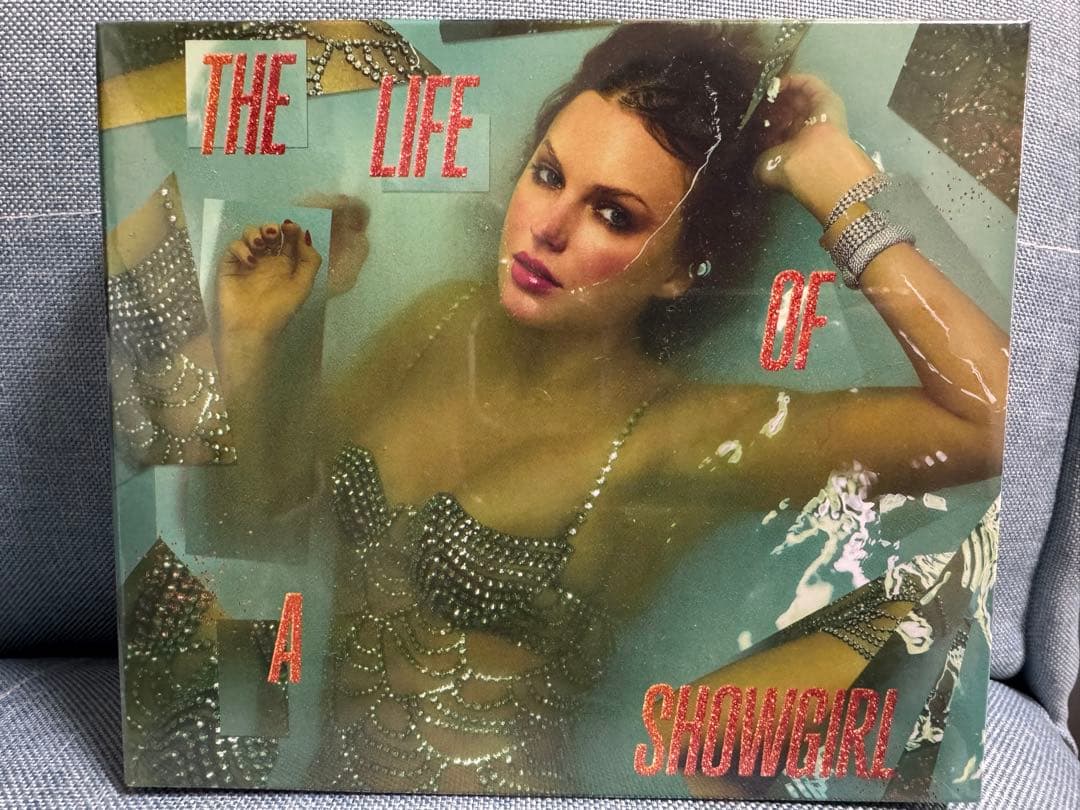 洋楽 The Life Of A Showgirl deluxe CD