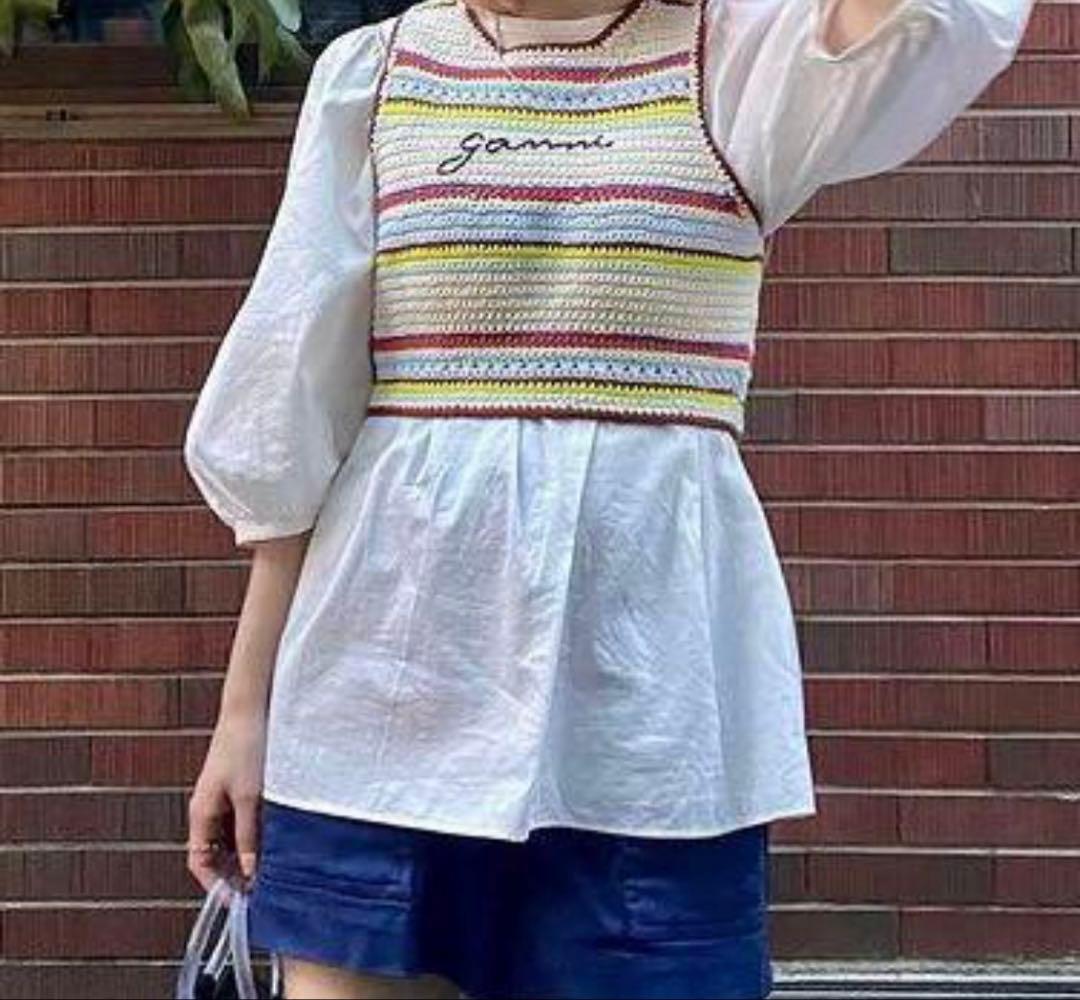 GANNI クロシェノースリーブクロップドプルオーバーニット　あいみょん