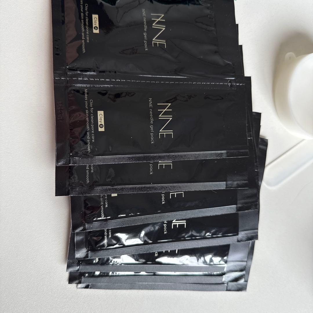 【新品未使用】NNEニードル炭酸パック 黒・緑 各７セット