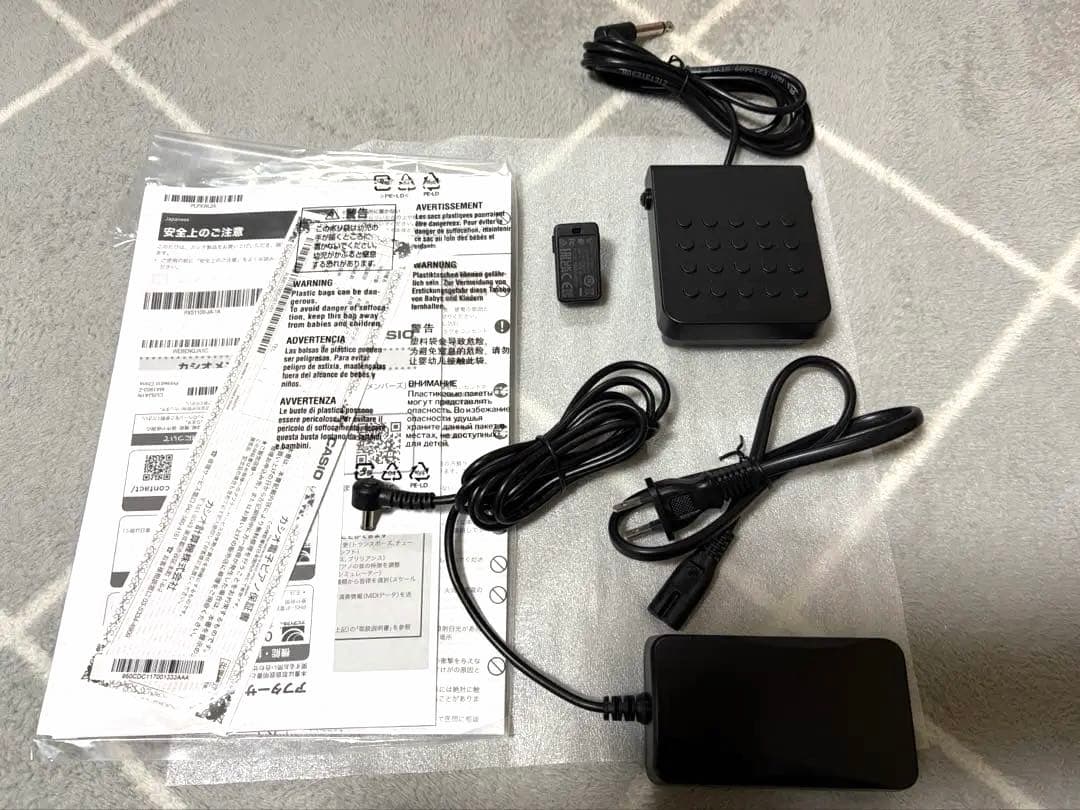 CASIO PX-S1100 電子キーボードPrivia 赤 【値下げ可能】