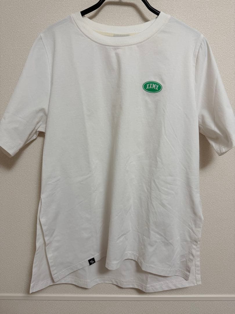 ほぼ新品 [XEXYMIX] ヨガウェア トップス Tシャツ ホワイトアイボリー