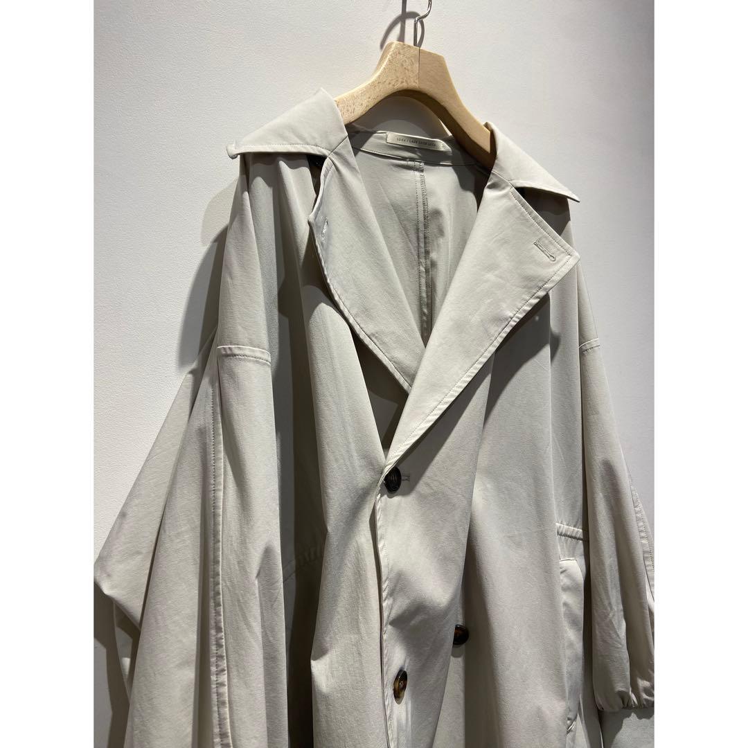 LUCA*ミドル丈オーバートレンチコート