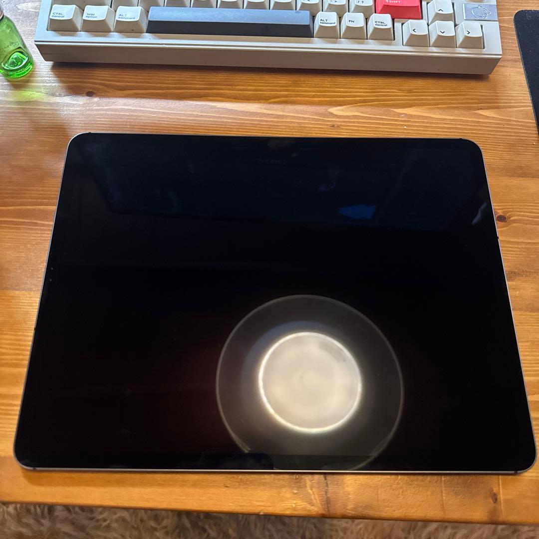 美品 iPadPro 12.9 第3世代512GB セルラーモデルスペースグレイ