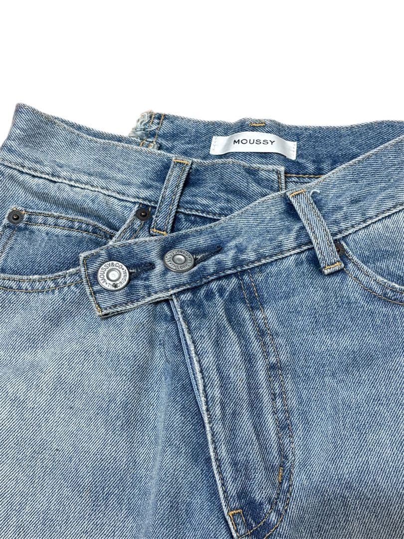 MOUSSY マウジー　CROSS WAIST WIDE ストレート デニム
