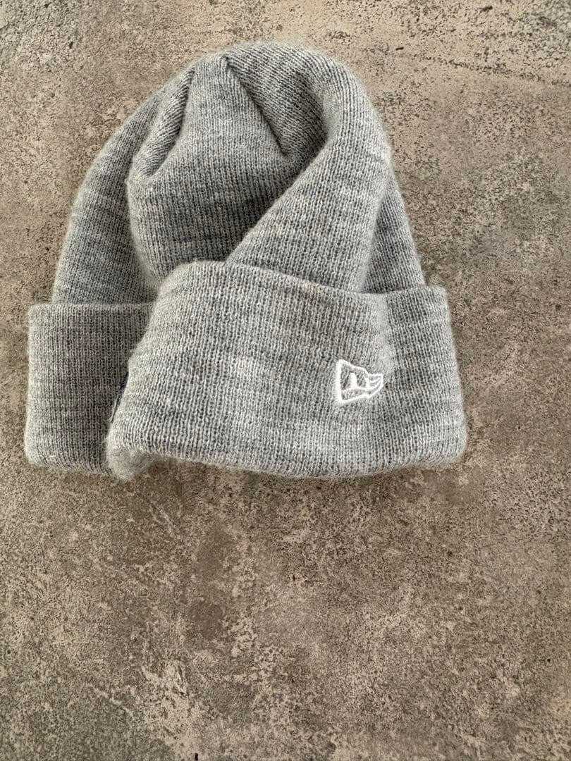 supreme×ニューエラ　ニット帽　Sロゴ　ツノ