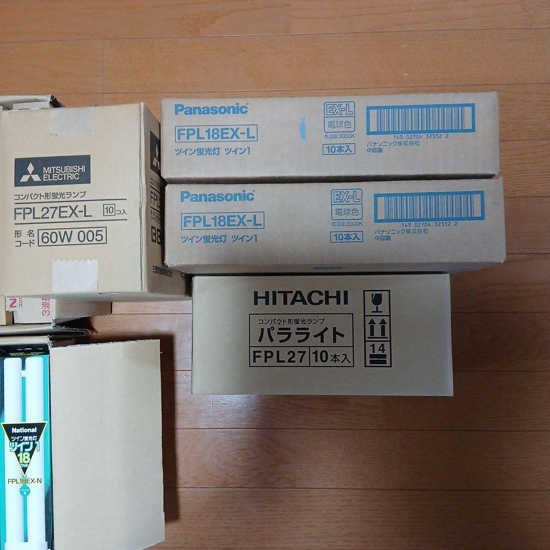 ぬ*こ様 蛍光灯 色々