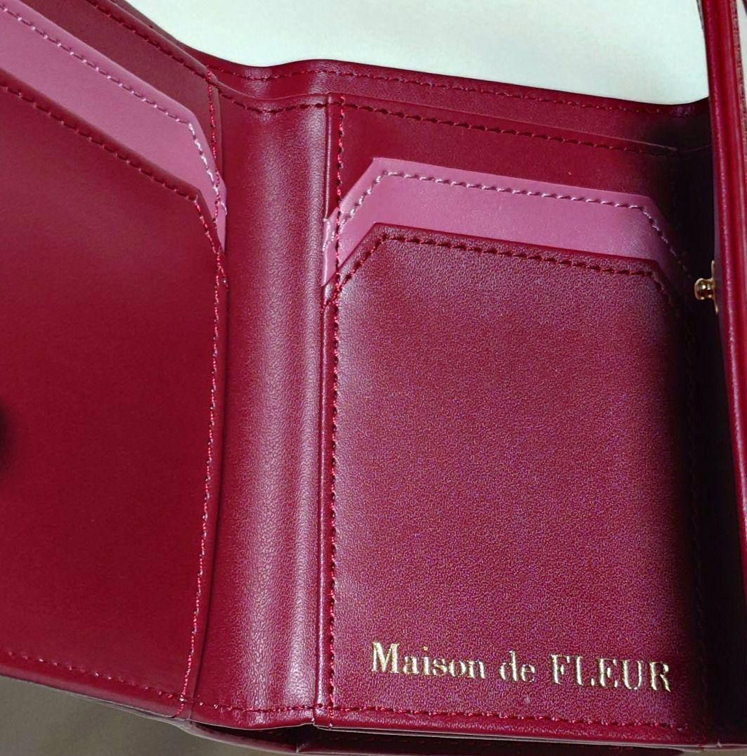 激レア Maison de FLEUR チェリー柄 三つ折り 財布 ウォレット