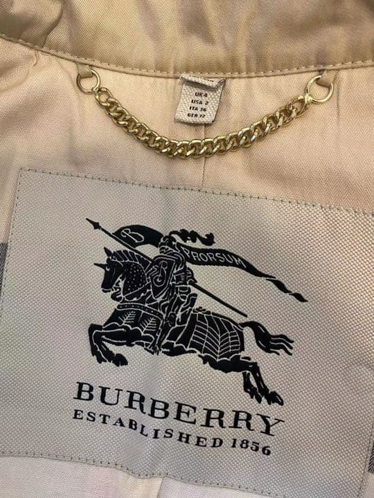 BURBERRYトレンチコート ベージュ