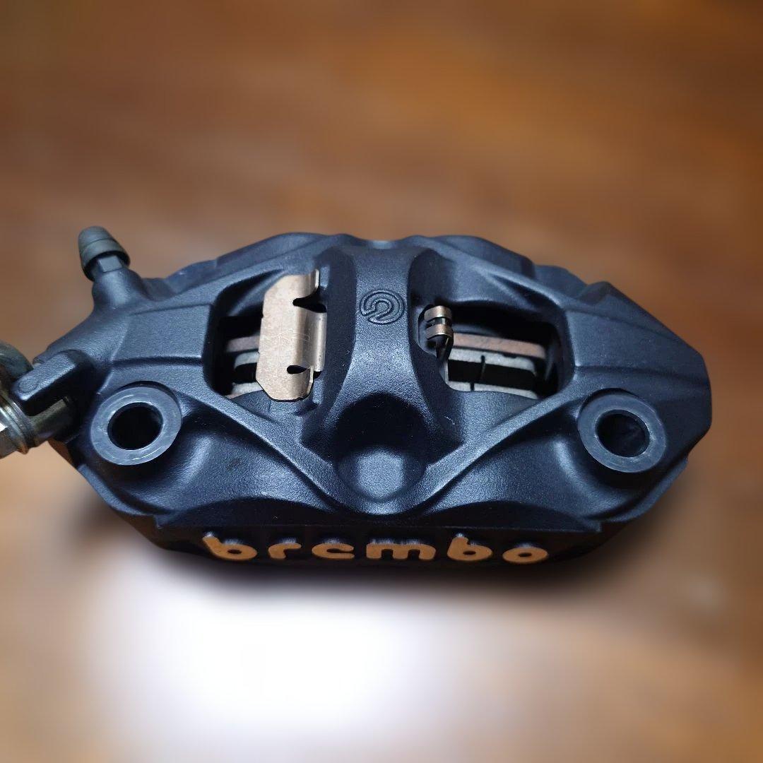 【専用】ブレンボリアキャリパー　84mm ブレンボキャリパー 108mm セット