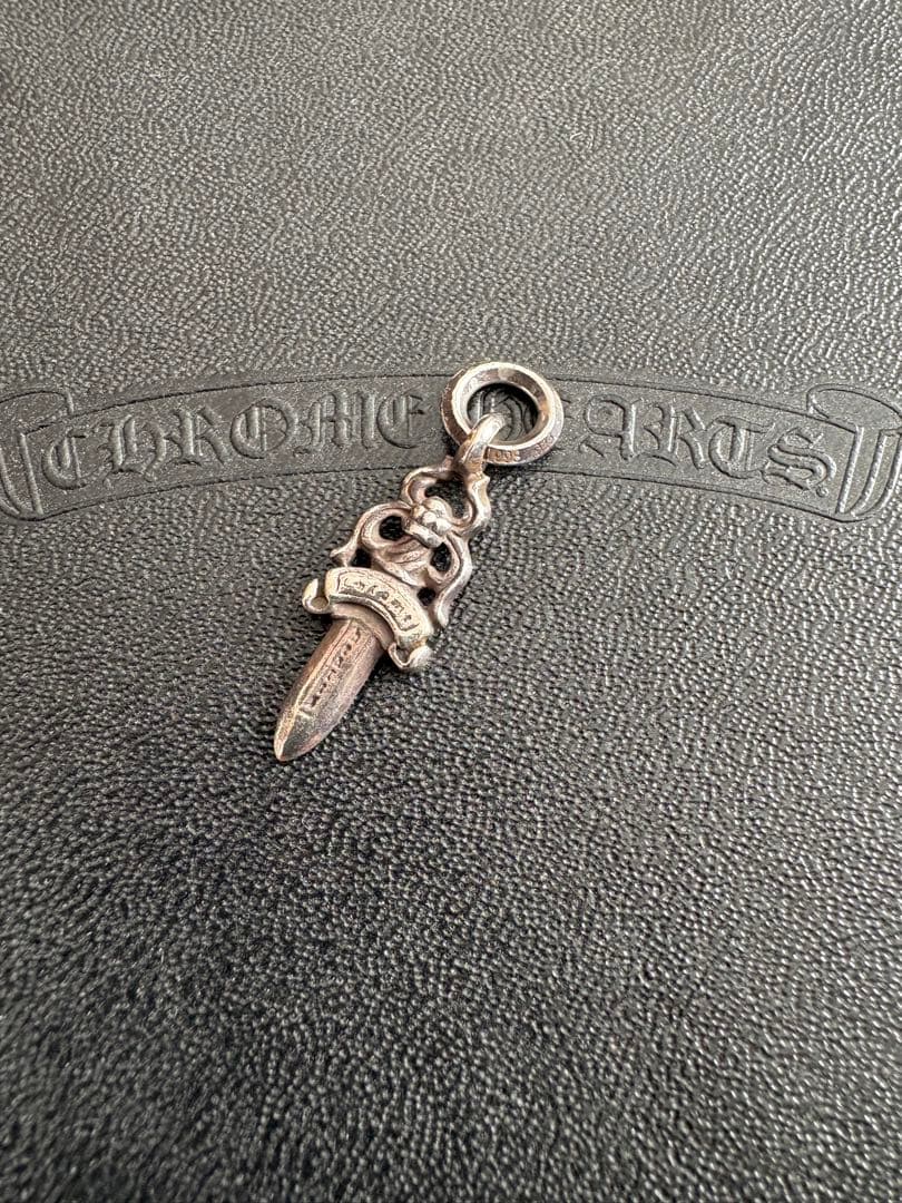 CHROME HEARTS ペンダントトップ　ダガー　保証書付　2017年購入