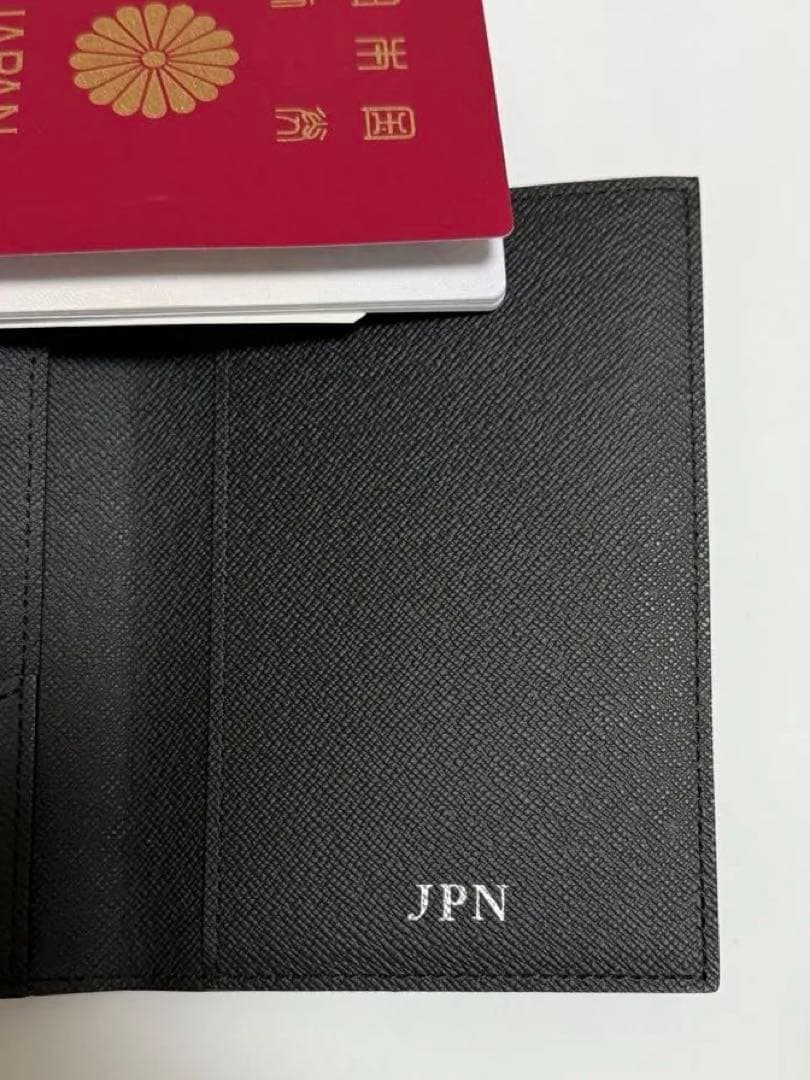 ルイ ヴィトン パスポート ケース　M64501