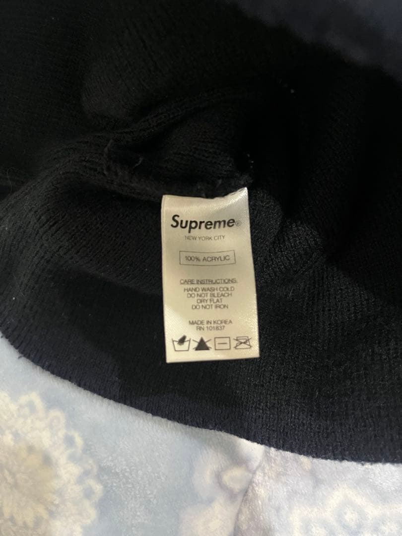 は supreme ニット帽 ビーニー
