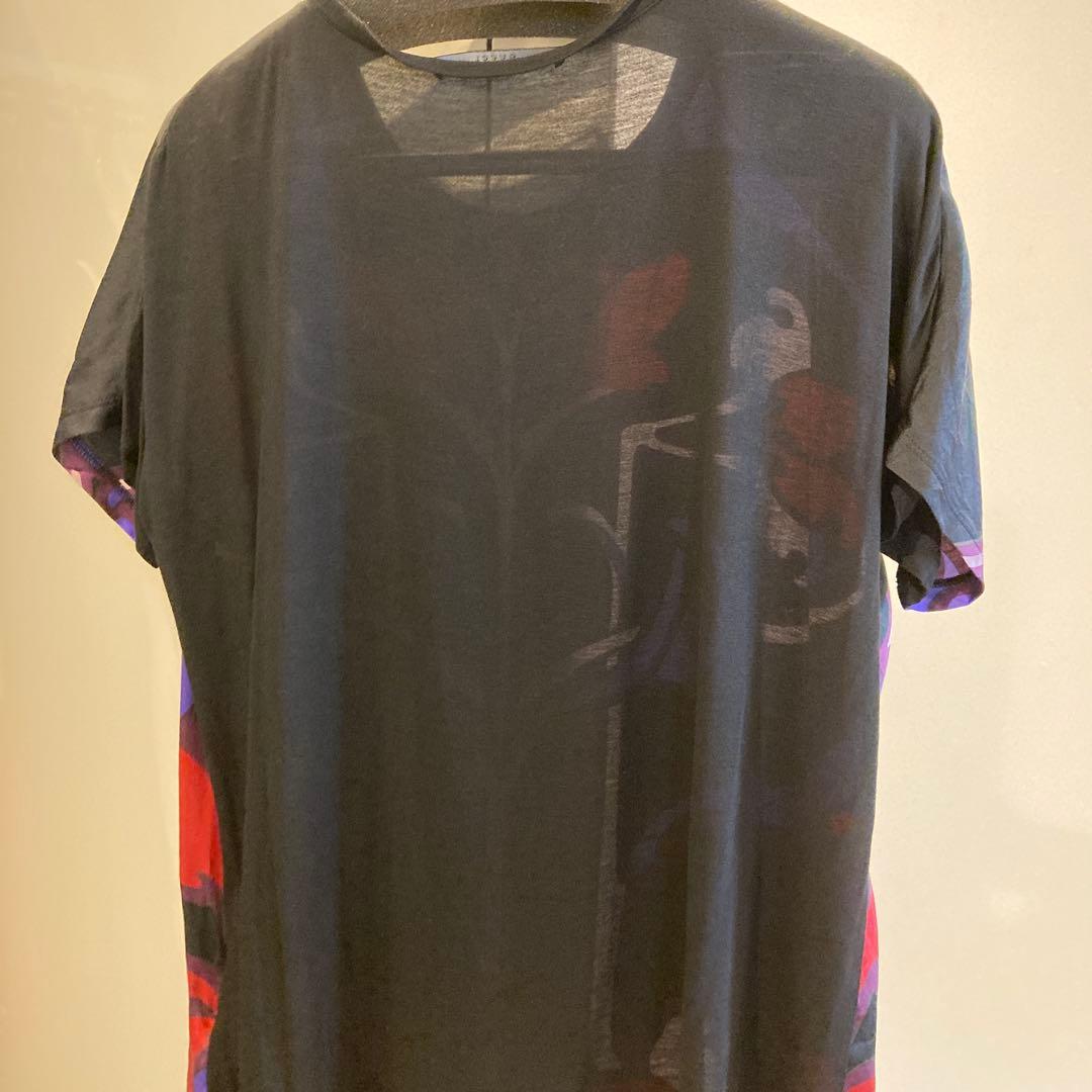 最終価格お値下げしましたグッチレディース花柄 半袖Tシャツ 黒/赤/紫
