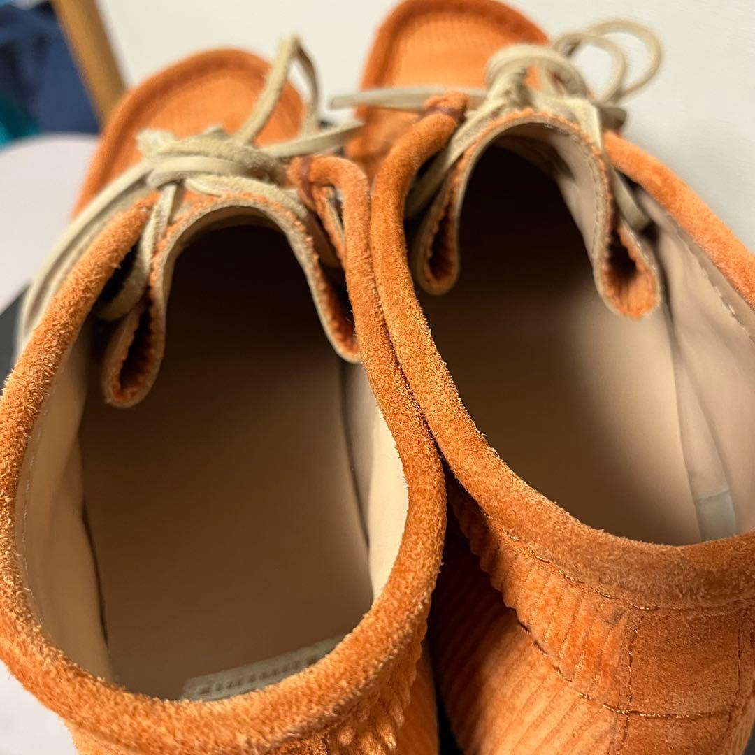 Clarks オレンジコーデュロイ　ワラビー