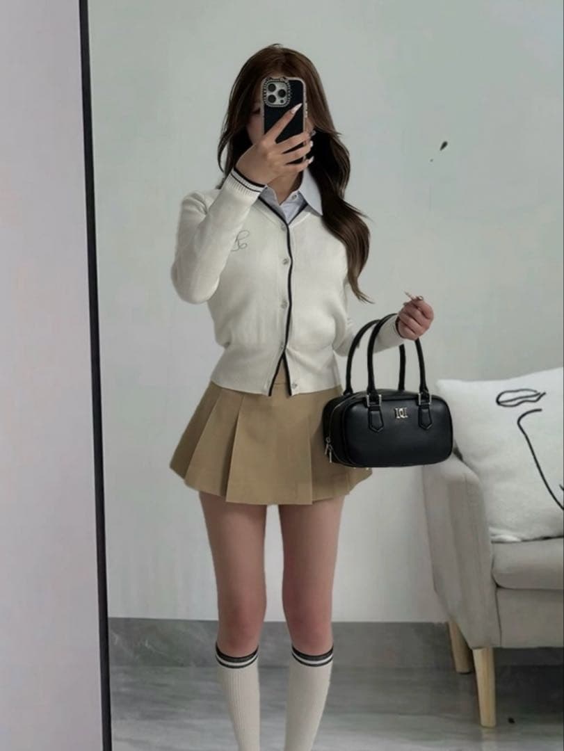 新品・未開封♡Darich♡ バイカラーシグネチャーDRニットカーディガンWHT