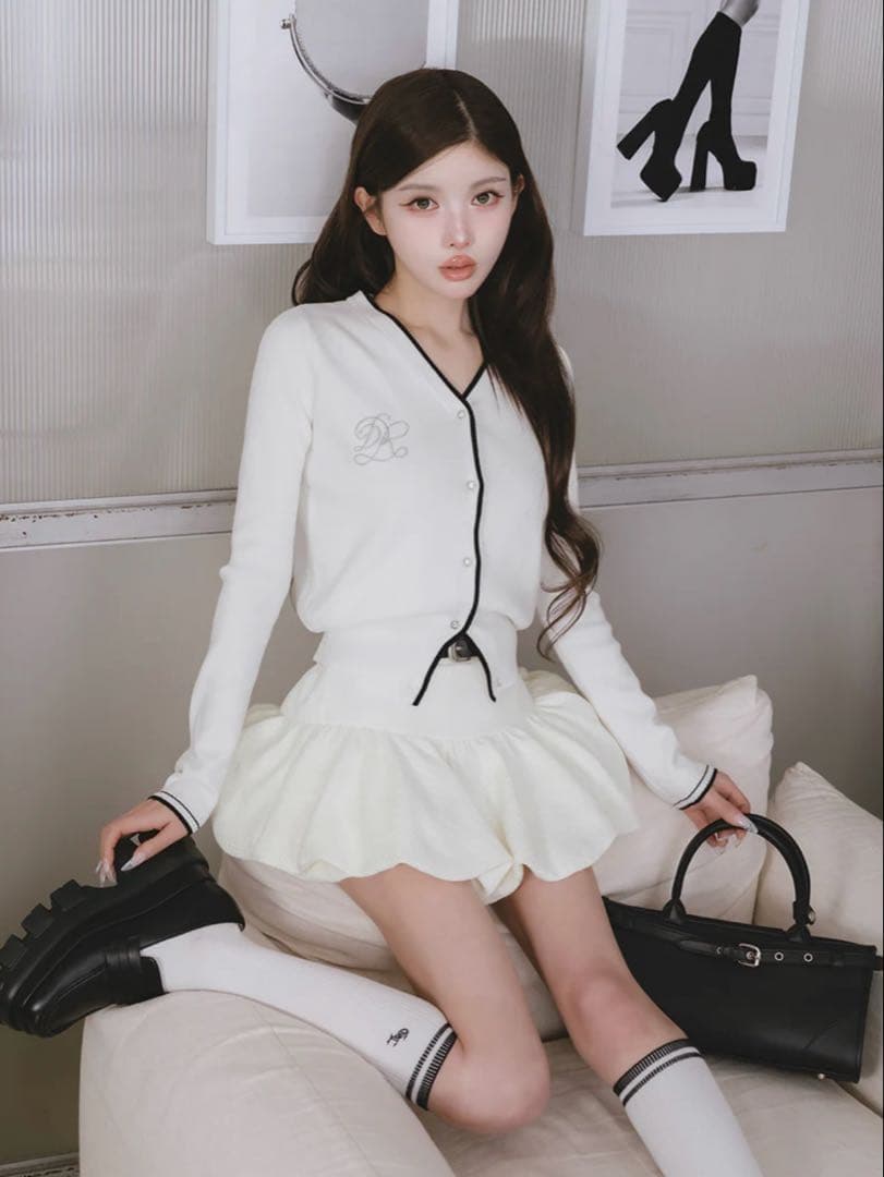 新品・未開封♡Darich♡ バイカラーシグネチャーDRニットカーディガンWHT