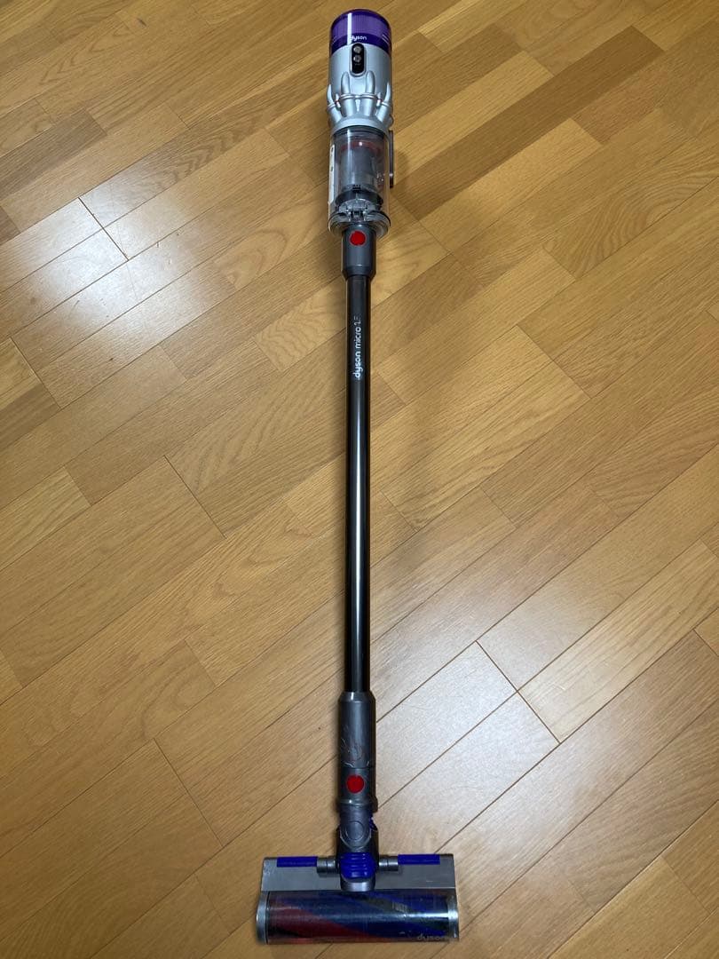 Dyson SV21スティッククリーナー 本体＋付属品・スタンド