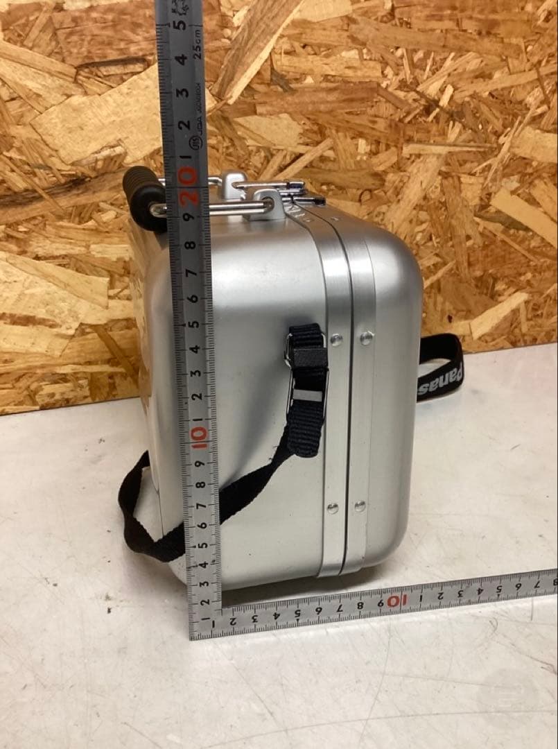 パナソニック製ビデオカメラ本体 動作未確認（O49）