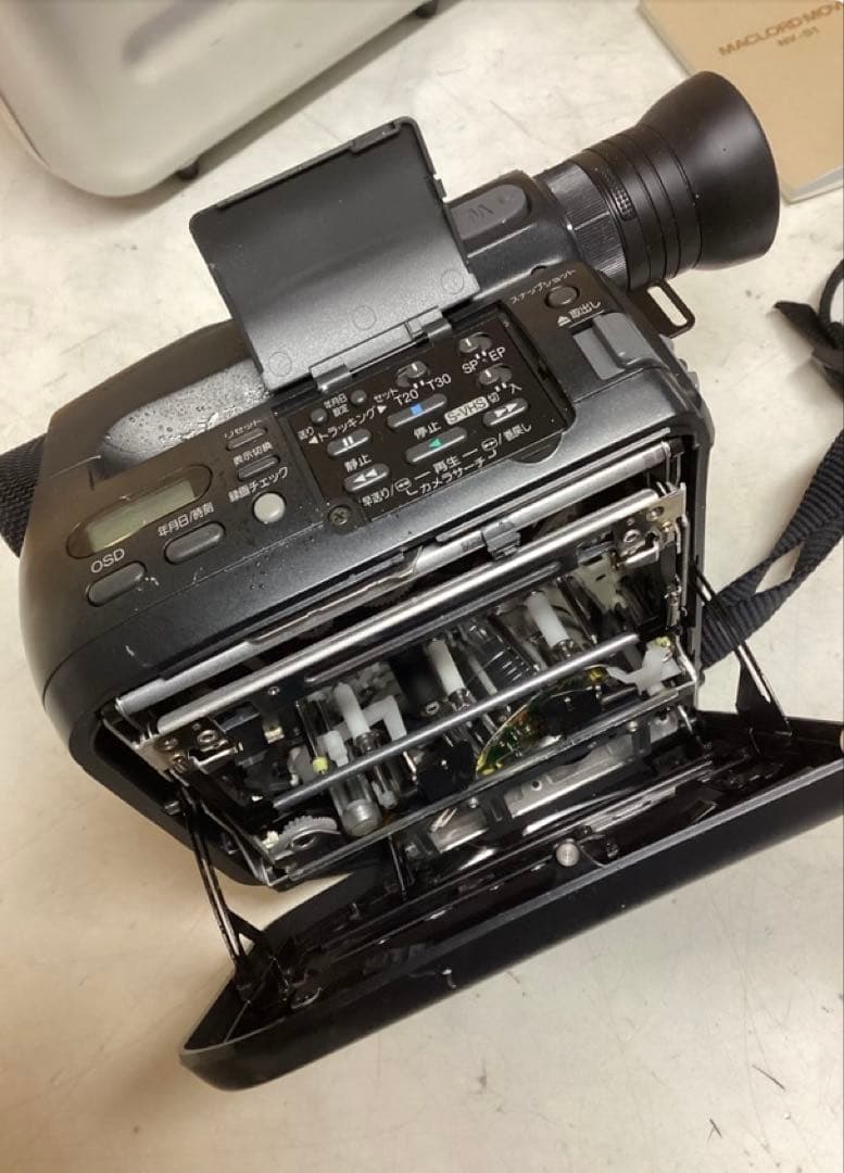 パナソニック製ビデオカメラ本体 動作未確認（O49）