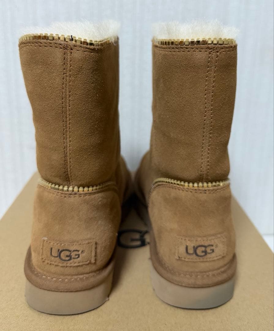 美品　UGG アグ　ムートンブーツ　24cm フローレンス