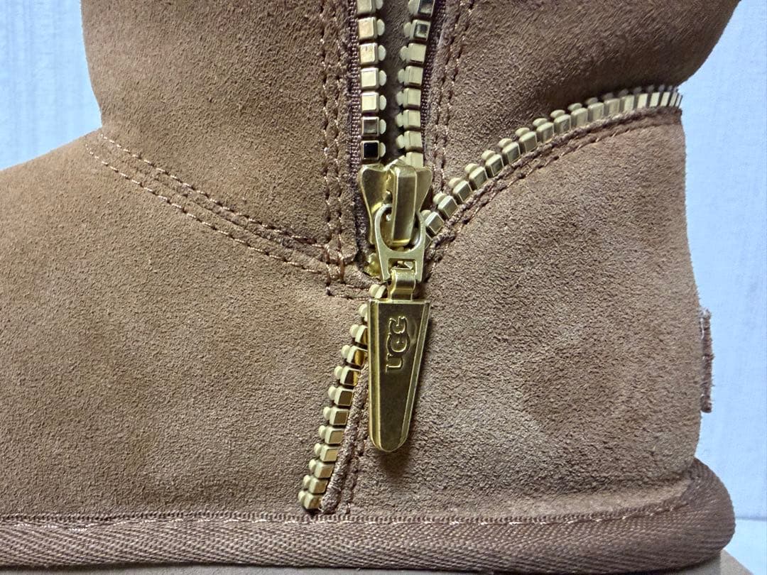 美品　UGG アグ　ムートンブーツ　24cm フローレンス