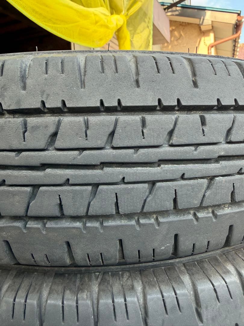 送料無料。溝有り。軽トラ。 国産ダンロップ145/80R12夏タイヤ4本セット。