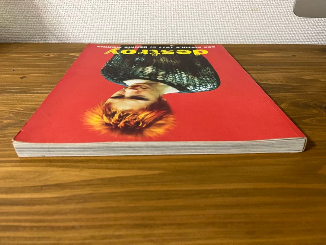 【日本未発売】SEXPISTOLS Dennis Morris destroy